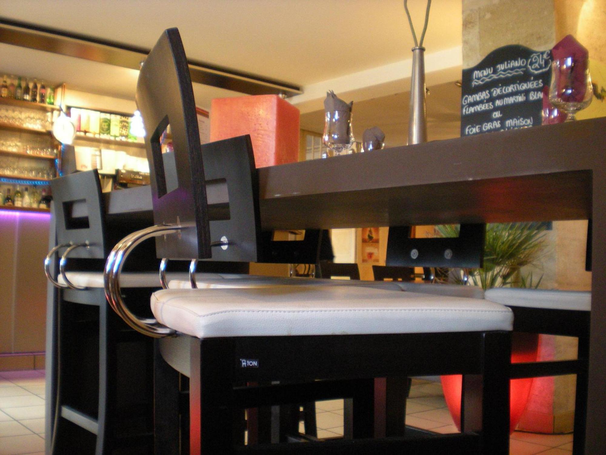 Hotel Le Juliano Carbon-Blanc Ngoại thất bức ảnh